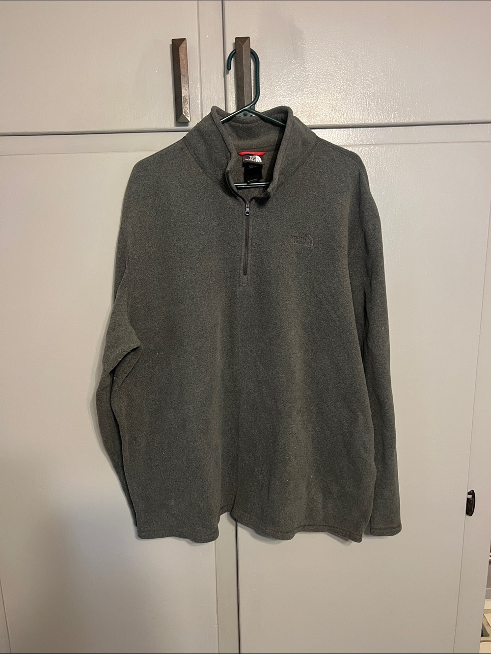 The North Face Men's Charcoal Half-Zip Fleece Pullover